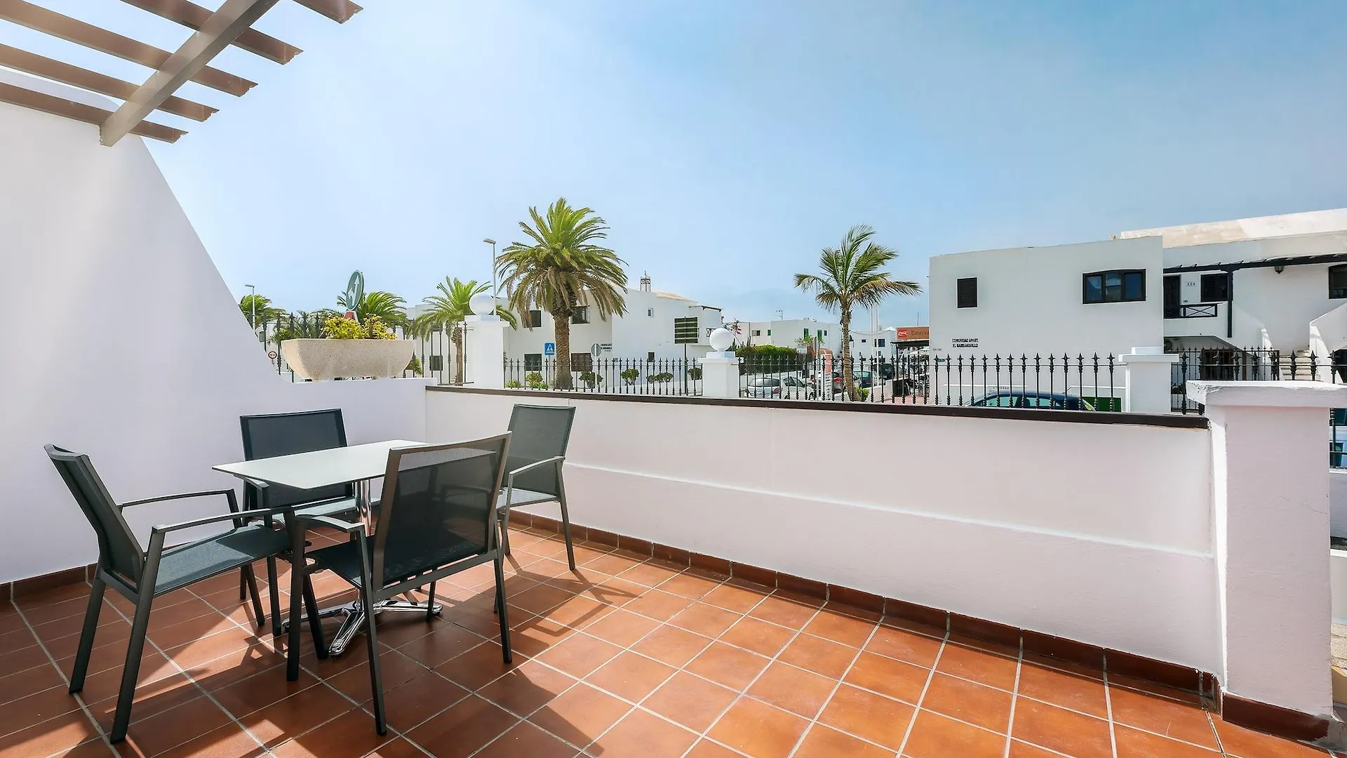 Rosamar Apartamentos Puerto del Carmen  2*, Puerto del Carmen (Lanzarote) Spain