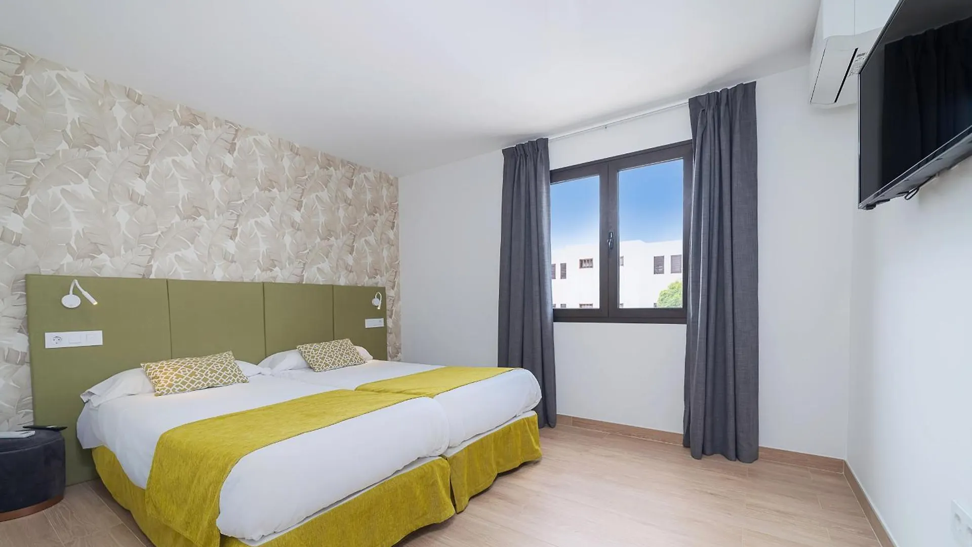 Rosamar Apartamentos Puerto del Carmen  Aparthotel